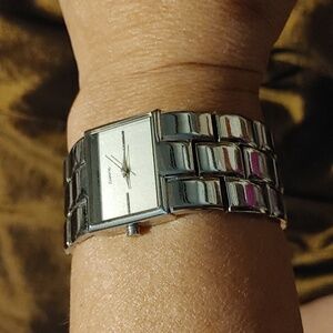 3/$25 Quartz Watch